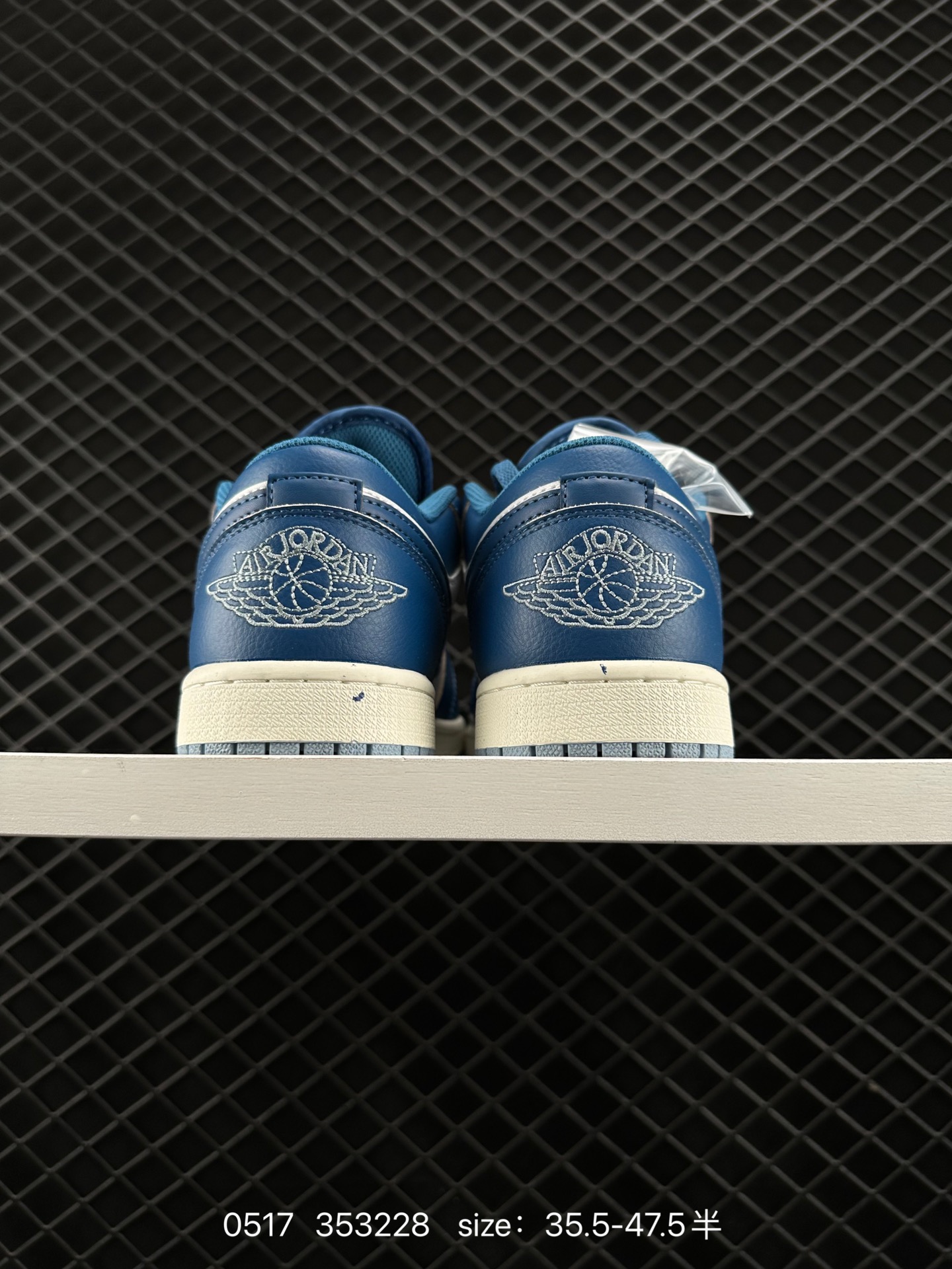 Air Jordan 1 Low AJ1